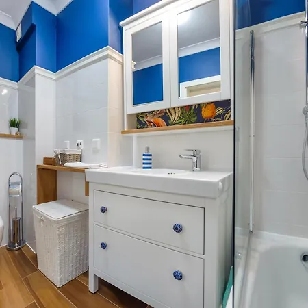 Altus, Sun & Snow 公寓 *